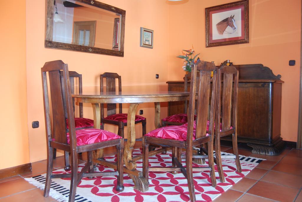 Casa Rural La Cuadraa Linares de Riofrio Екстер'єр фото