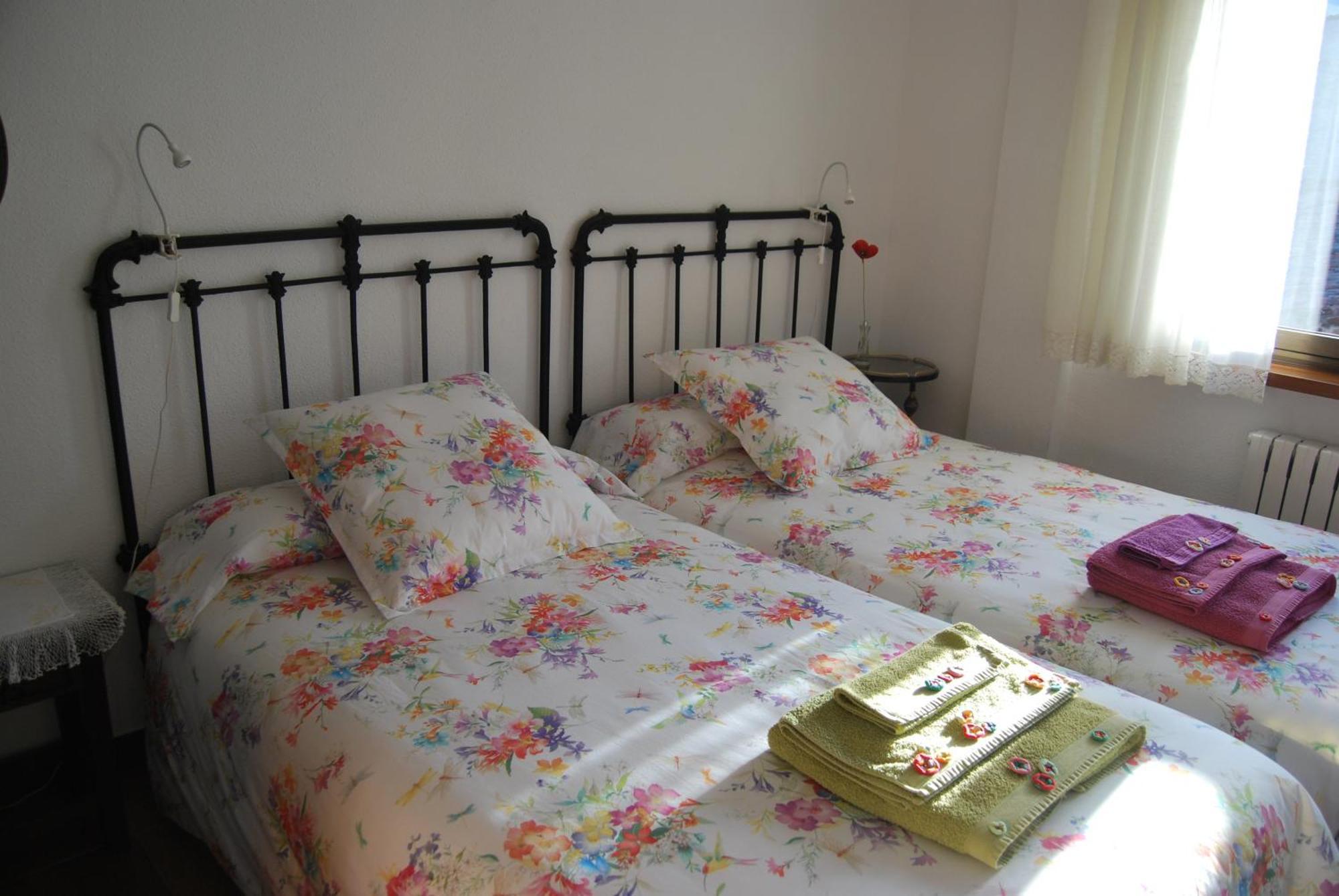 Casa Rural La Cuadraa Linares de Riofrio Екстер'єр фото