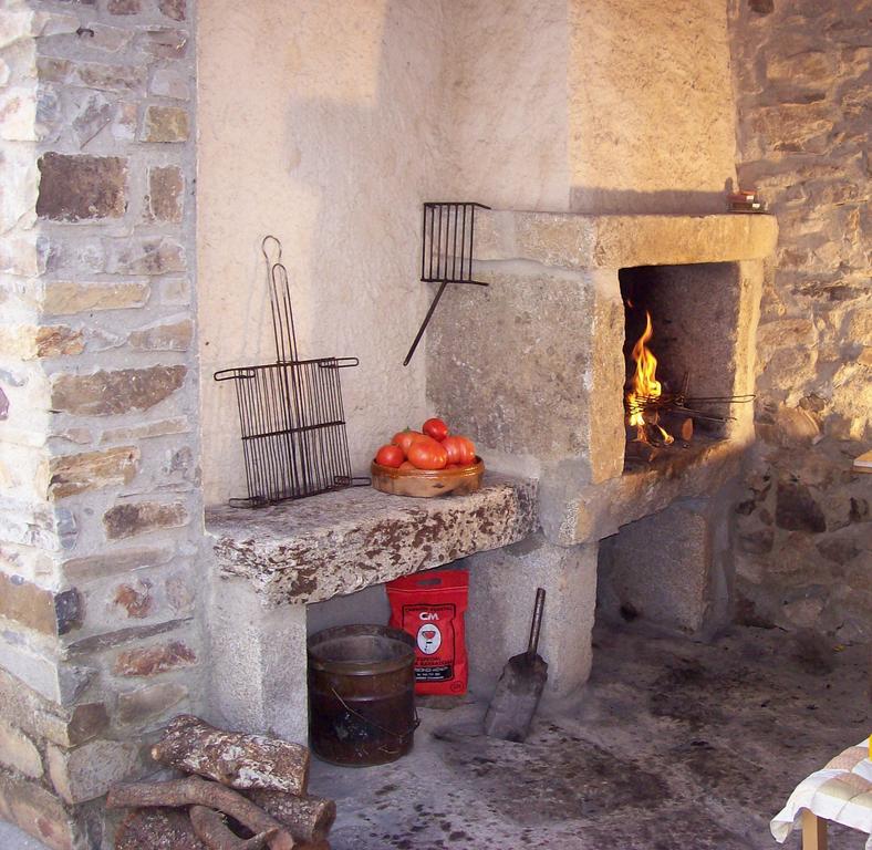 Casa Rural La Cuadraa Linares de Riofrio Номер фото