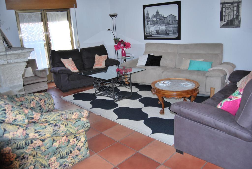 Casa Rural La Cuadraa Linares de Riofrio Екстер'єр фото